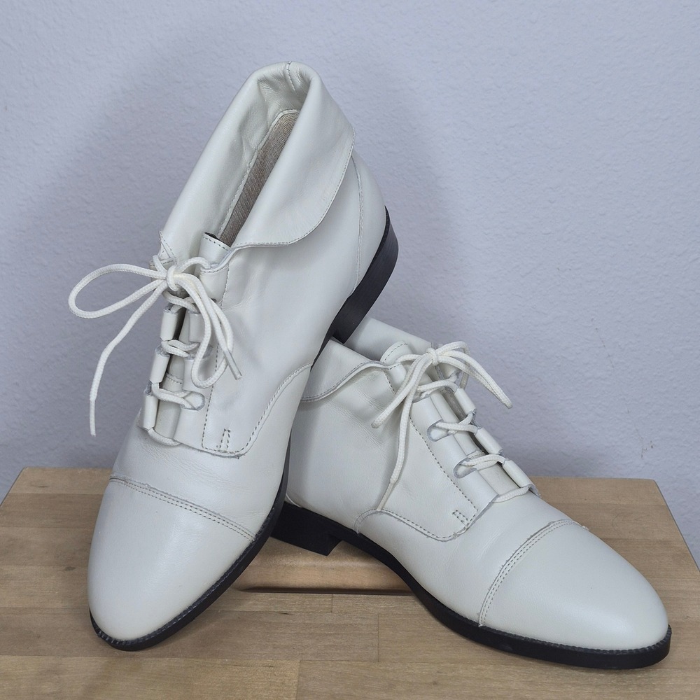 Prima Royale Vintage 80s 90s White Leather Pixie Lace Up Ankle Granny Boots 7M